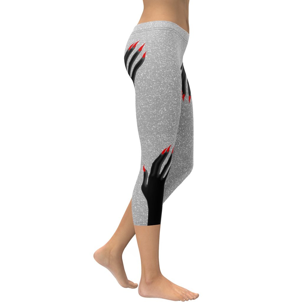 Hand Illusion Capris