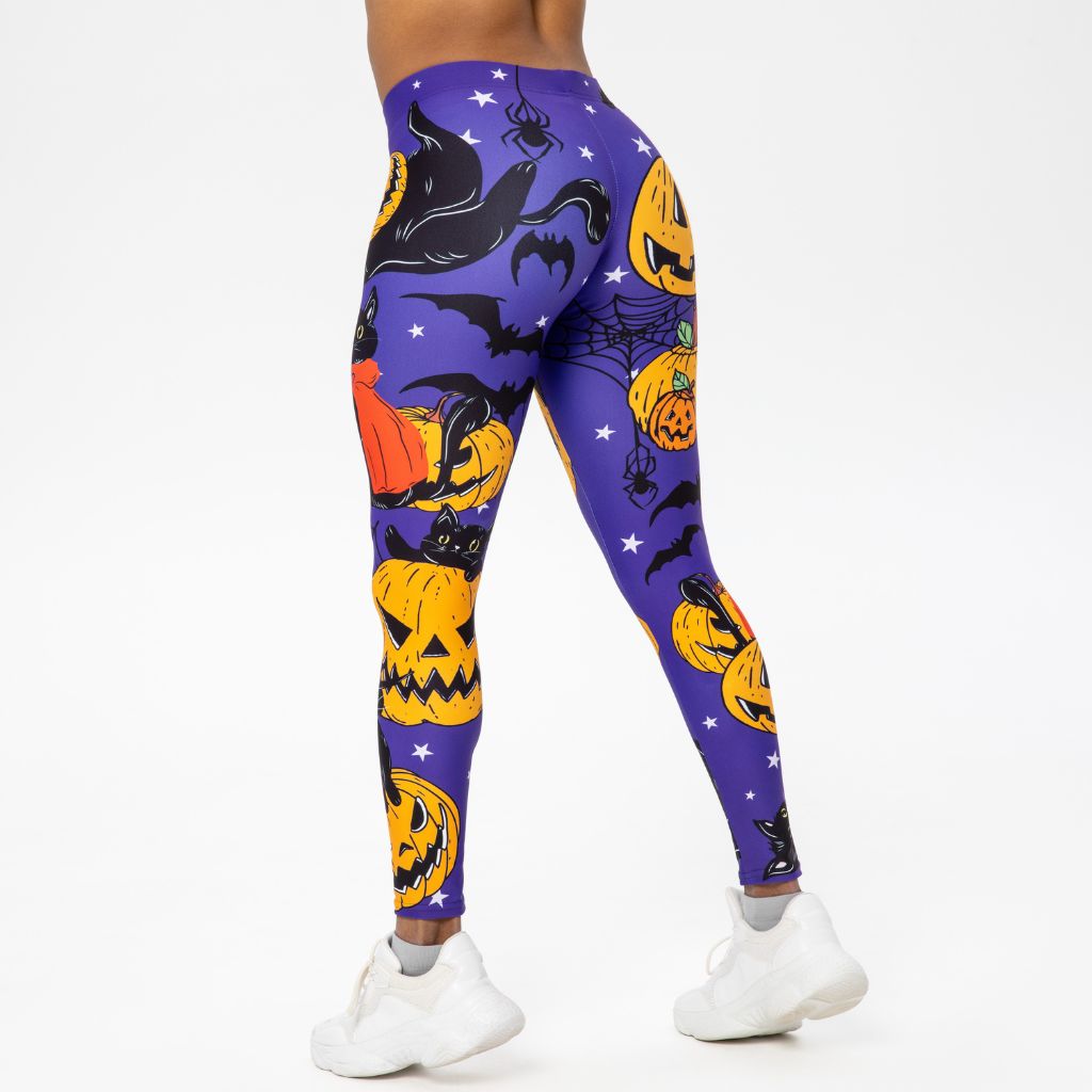 Kitty Loves Halloween Leggings