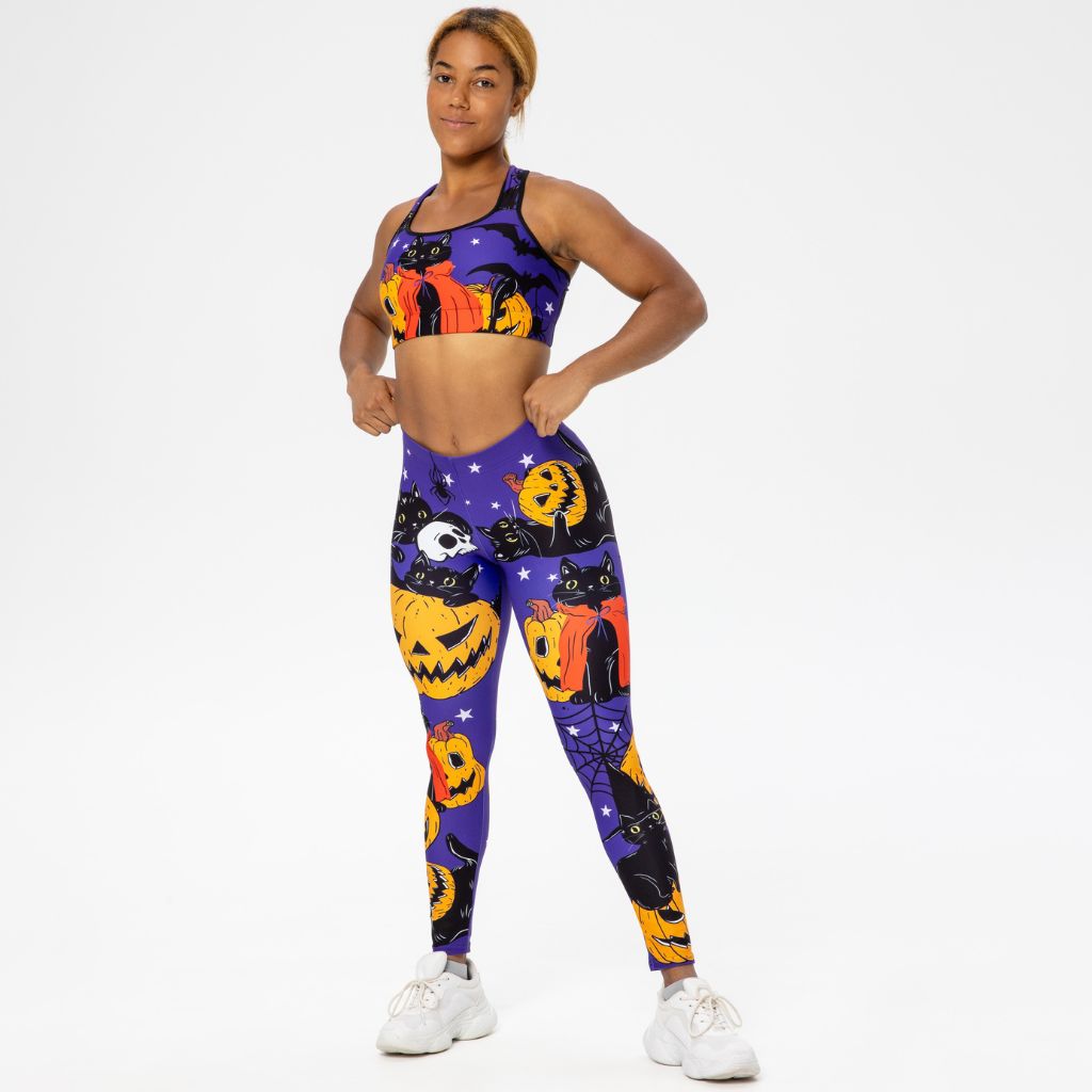 Kitty Loves Halloween Leggings