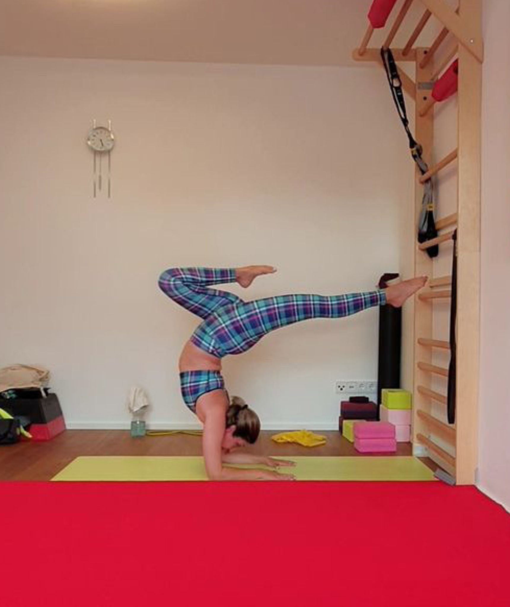 Pink & Turquoise Plaid Print Leggings