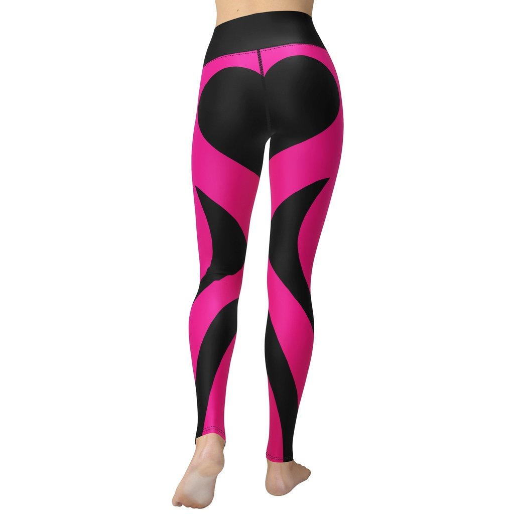 http://fiercepulse.com/cdn/shop/products/black-pink-heart-shaped-yoga-leggings-fiercepulse-28721707417699.jpg?v=1694122674