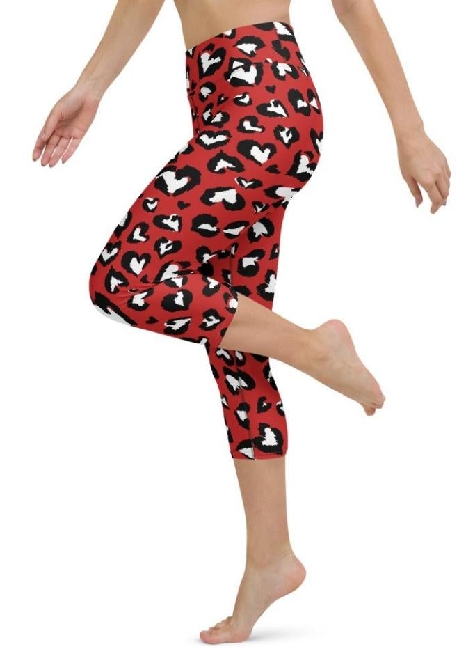 Leopard Hearts Yoga Capris