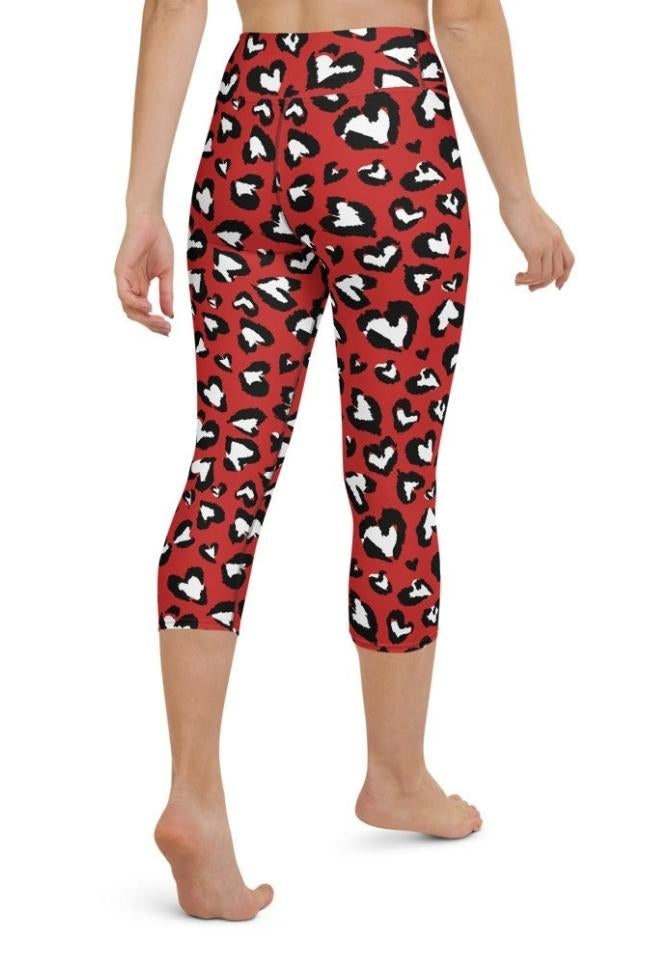 Leopard Hearts Yoga Capris