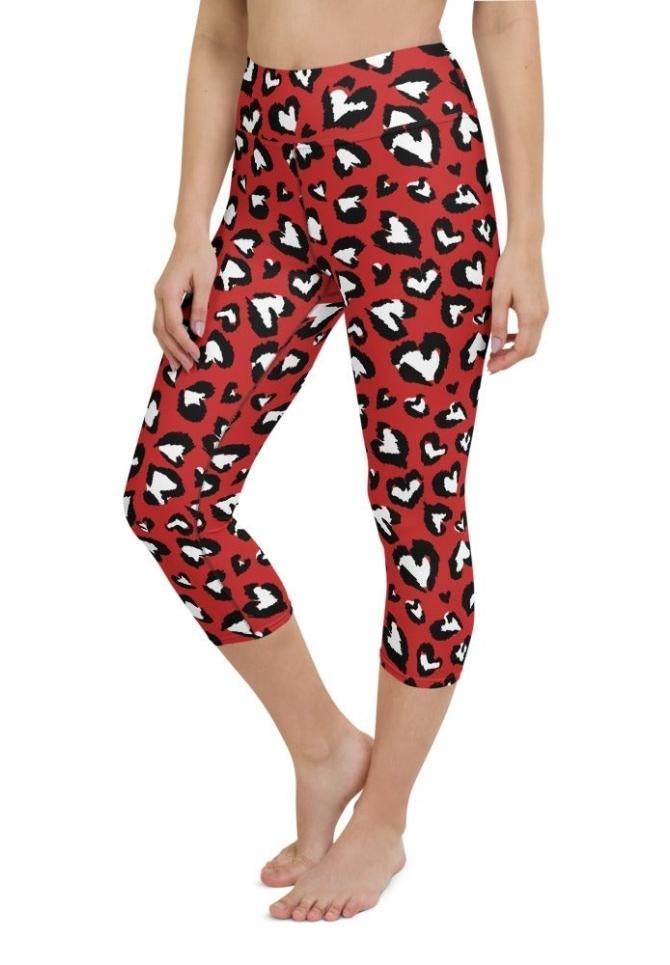 Leopard Hearts Yoga Capris