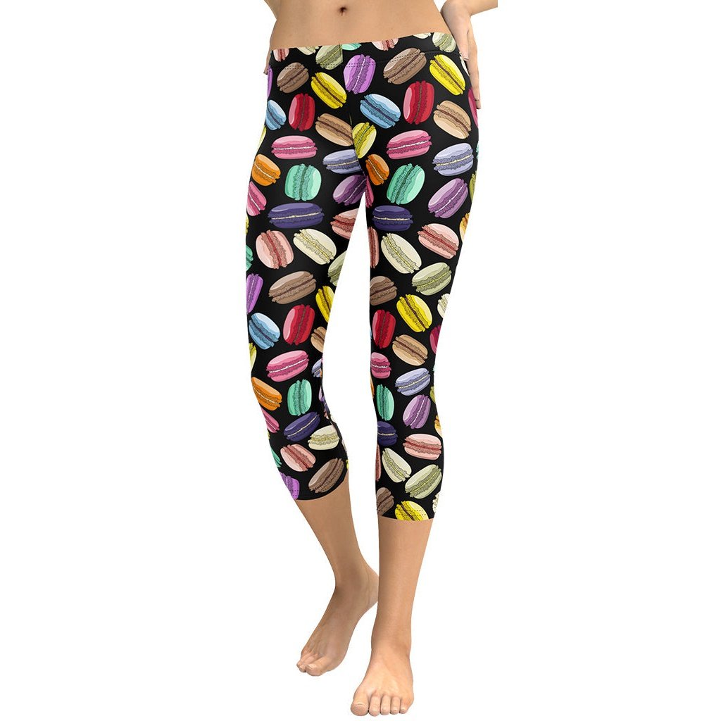 Macaroons Pattern Capris