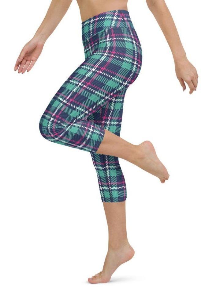 Pink & Turquoise Plaid Print Yoga Capris