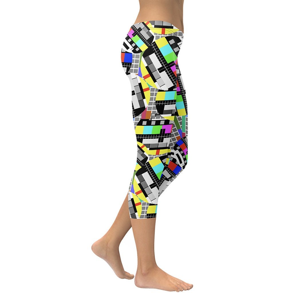 TV No Signal Capris