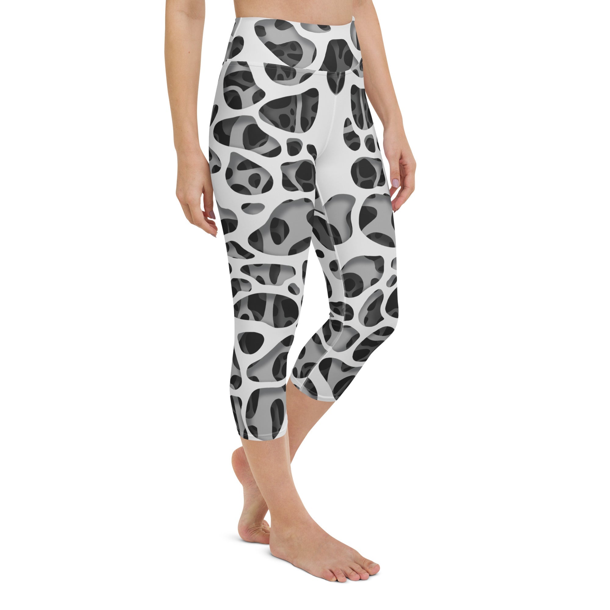 Web Illusion Pattern Yoga Capris