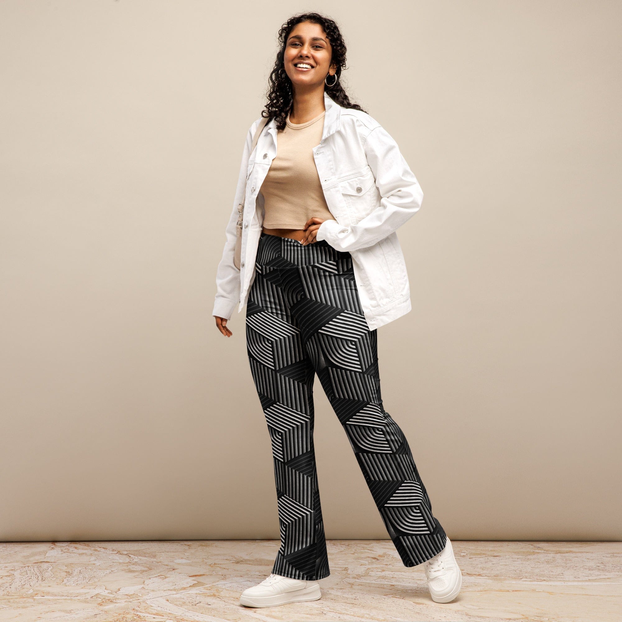 3D Geometric Pattern Flare Leggings