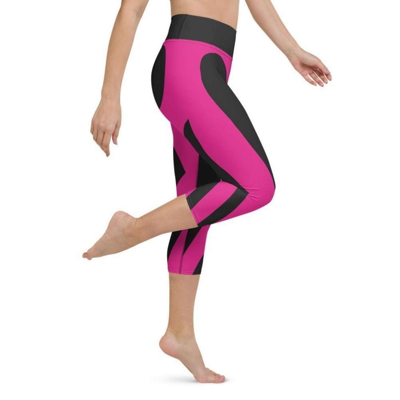 Black & Pink Heart Shaped Yoga Capris