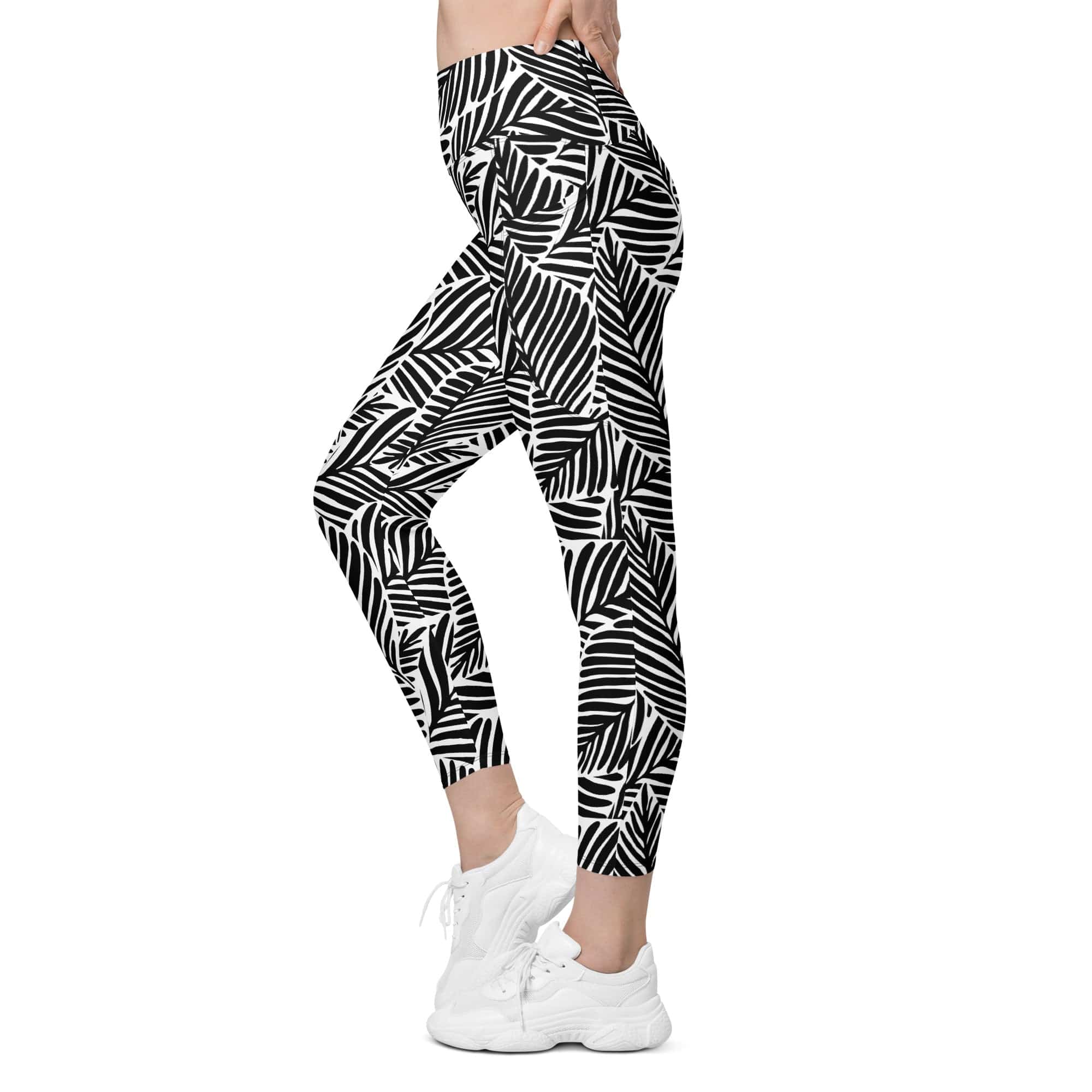 Black & White Leaves Leggings With Pockets