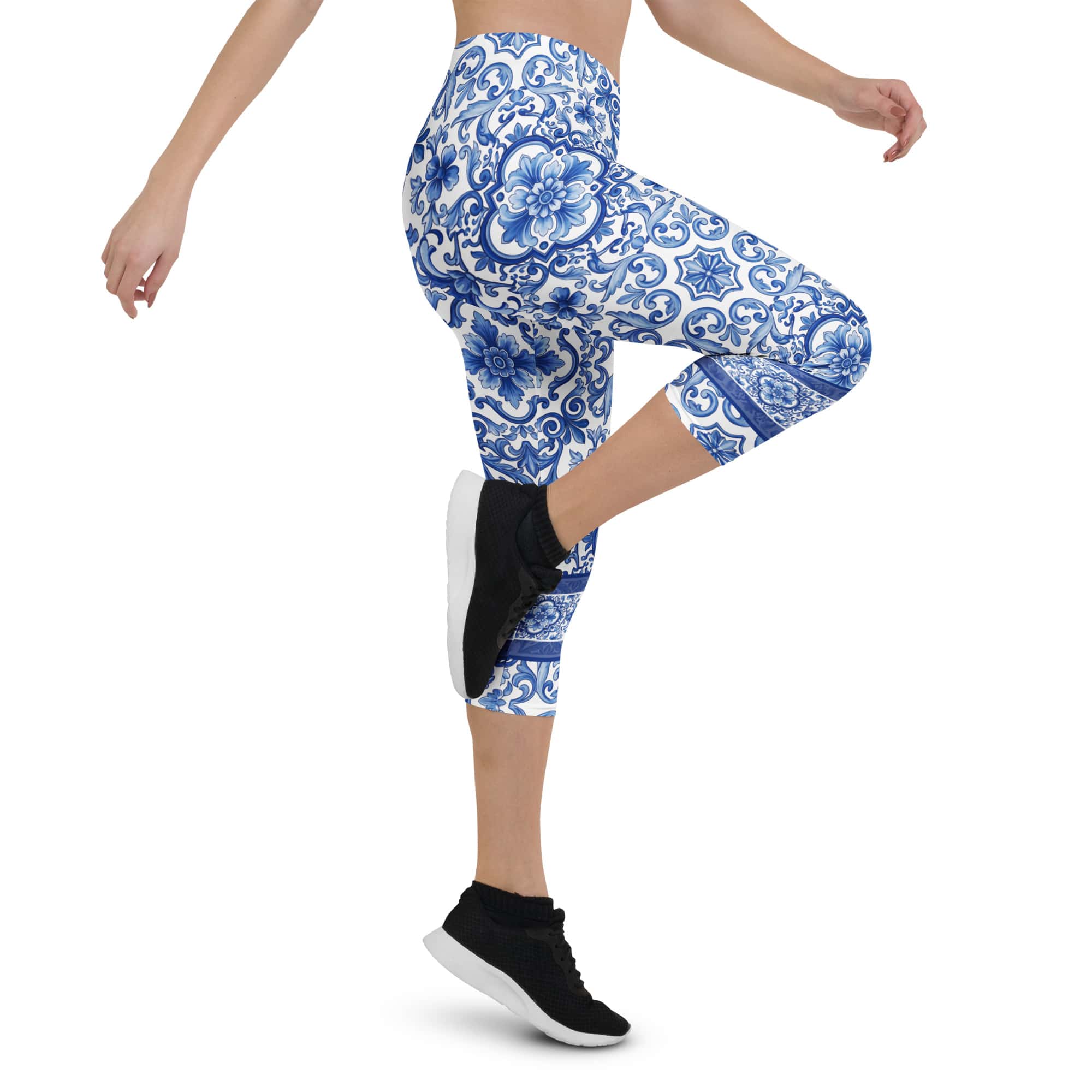 Blue Majolica Capris