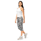 Cute Minimalistic Christmas Capris