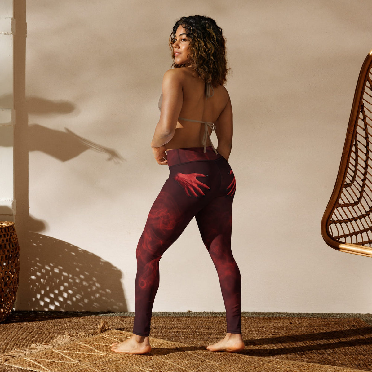 Devil's Grab Yoga Leggings