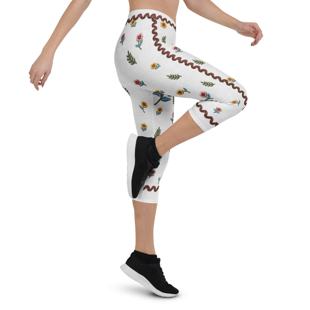 Embroidered Effect Floral Capris