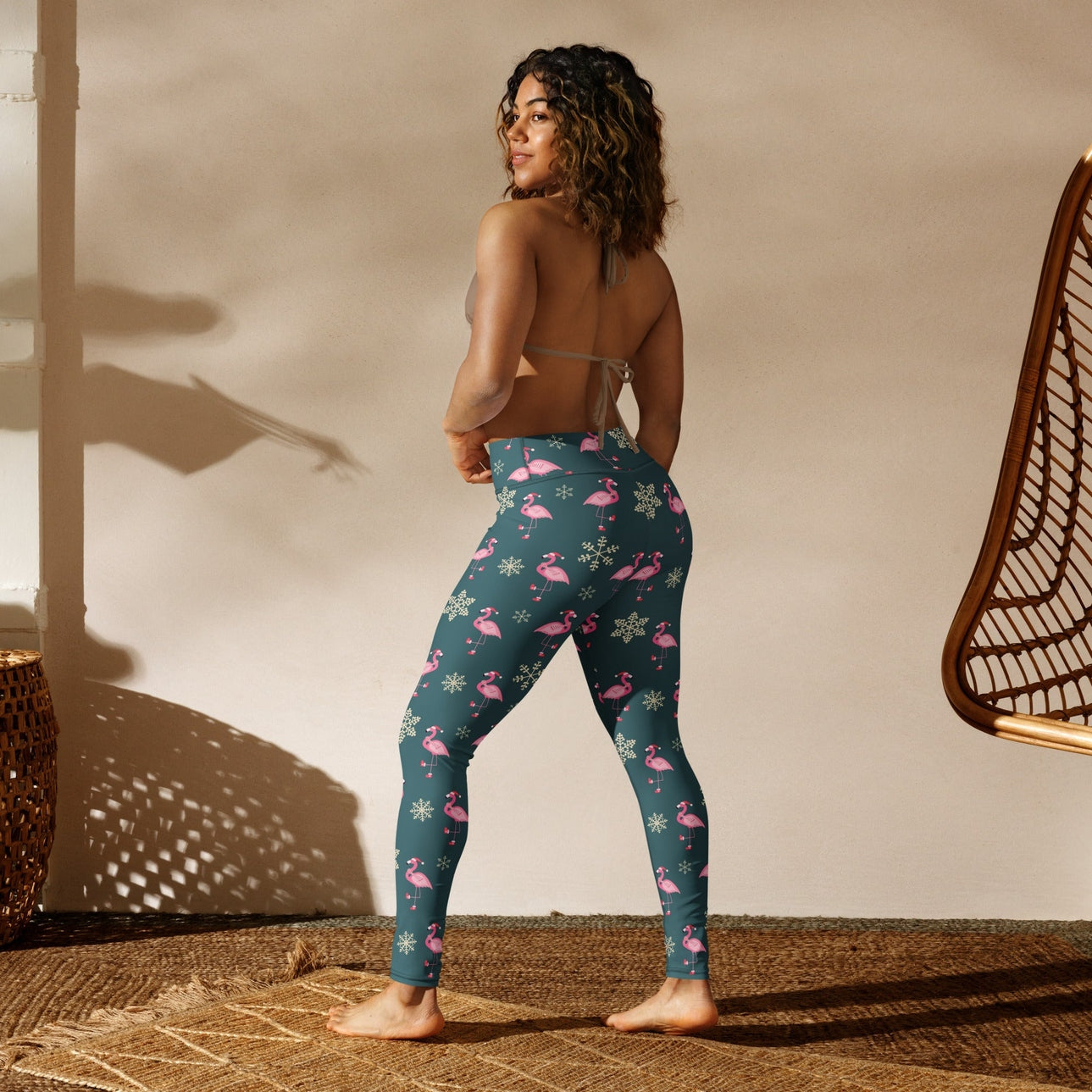 Festive Flamingos Yoga Leggings