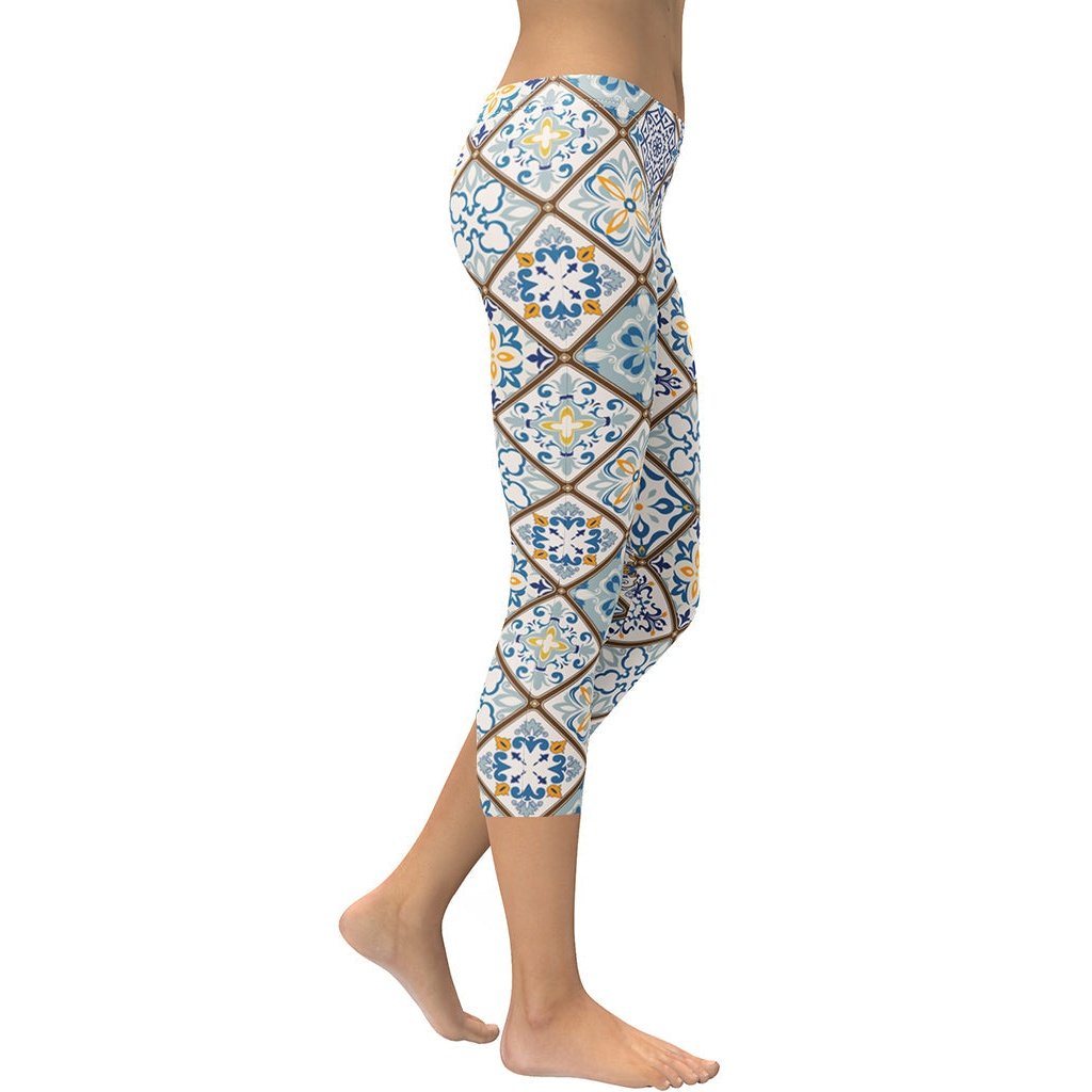 Floral Tile Print Capris