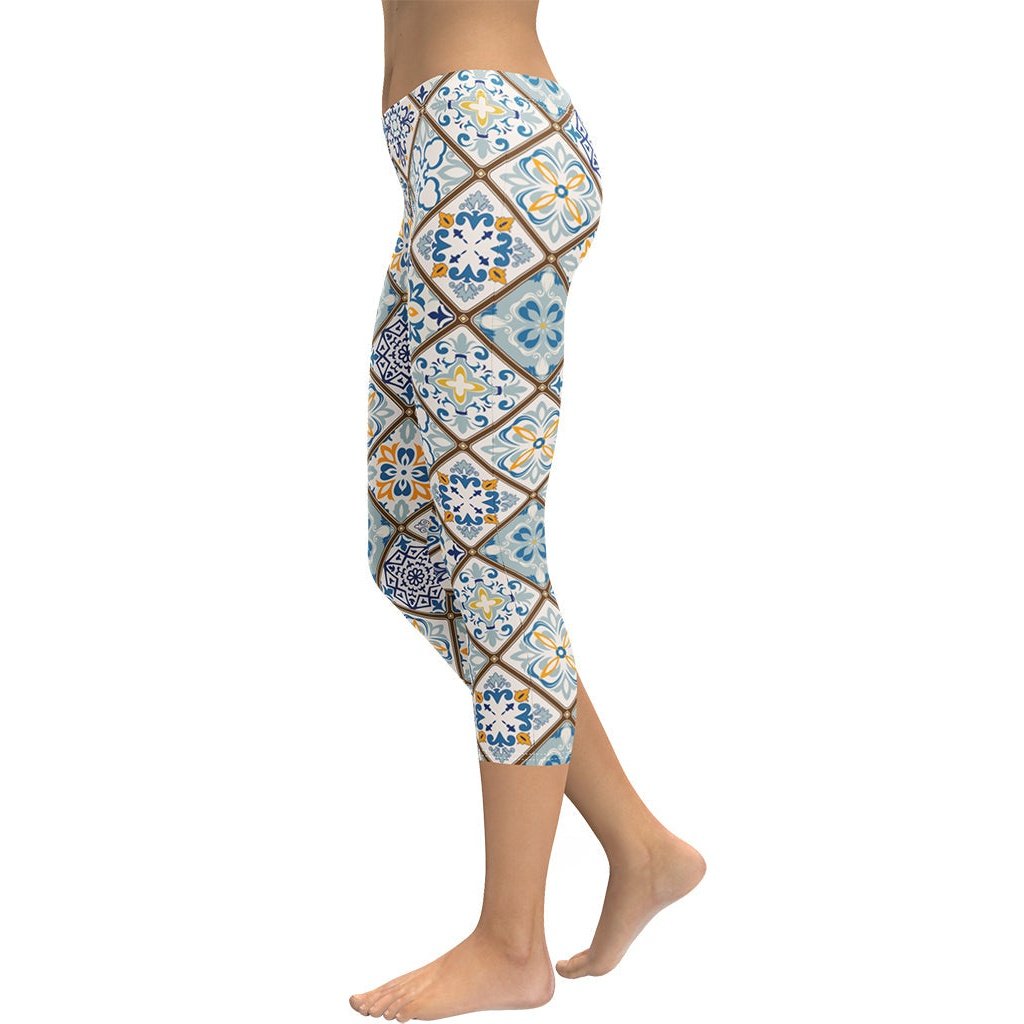 Floral Tile Print Capris