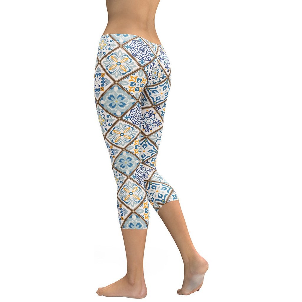Floral Tile Print Capris