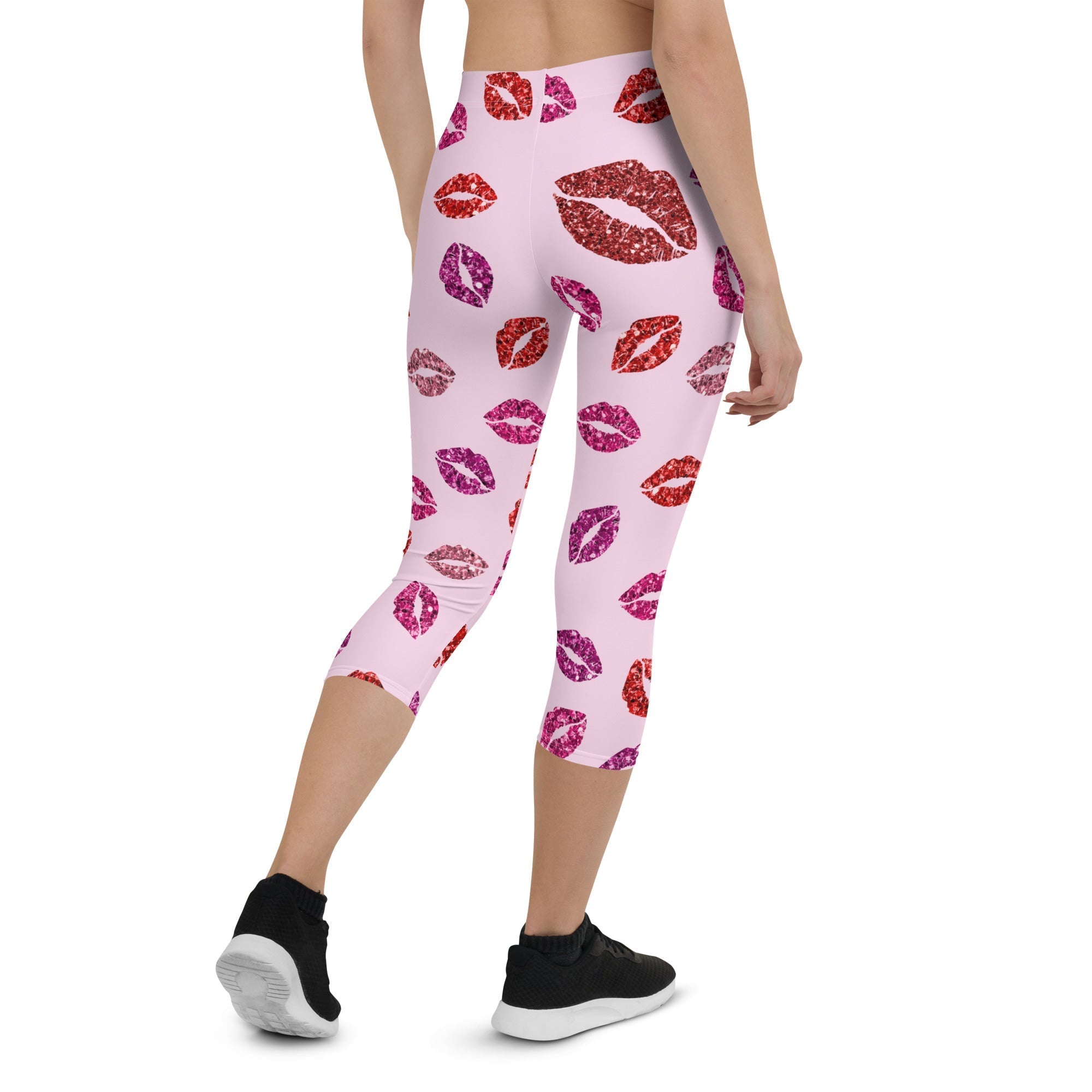 Glitter Print Kisses Capris