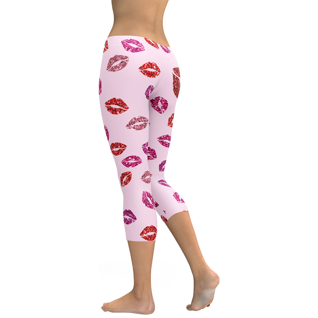 Glitter Print Kisses Capris