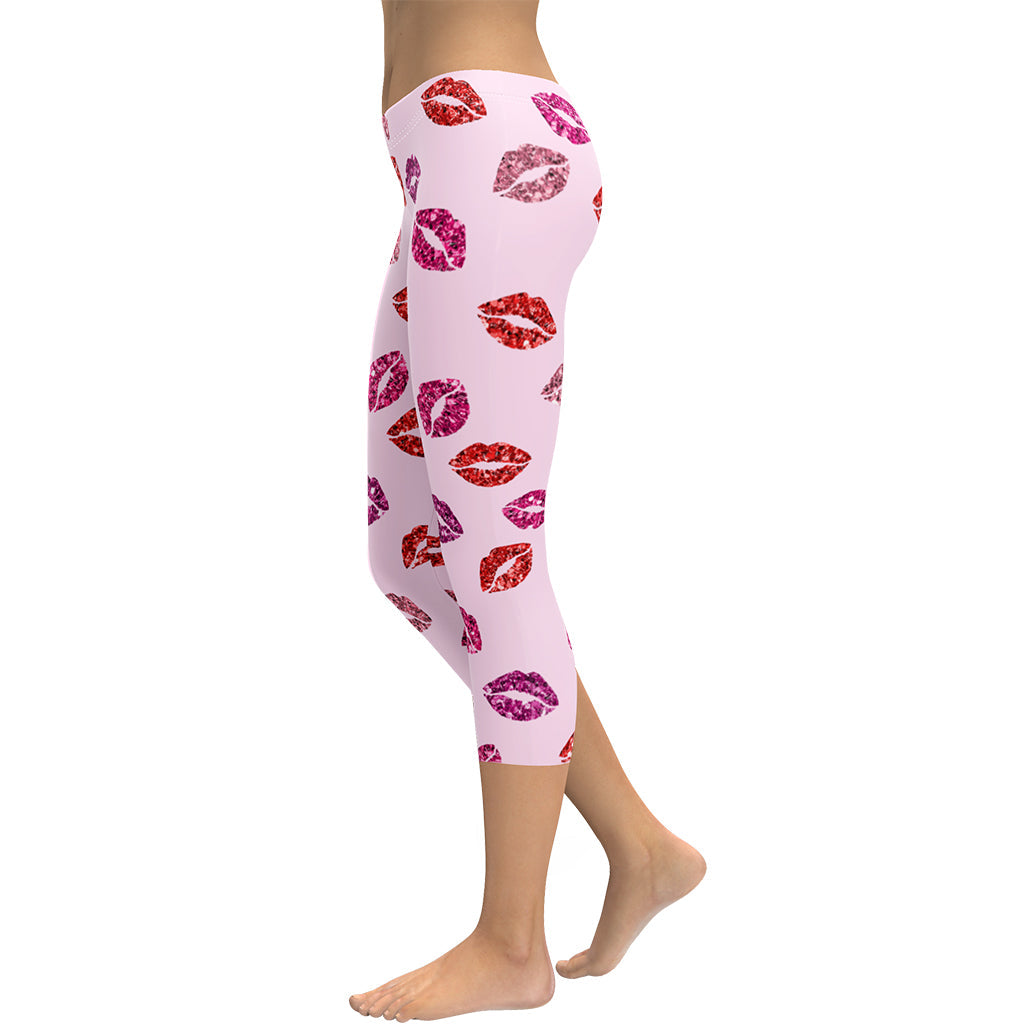 Glitter Print Kisses Capris
