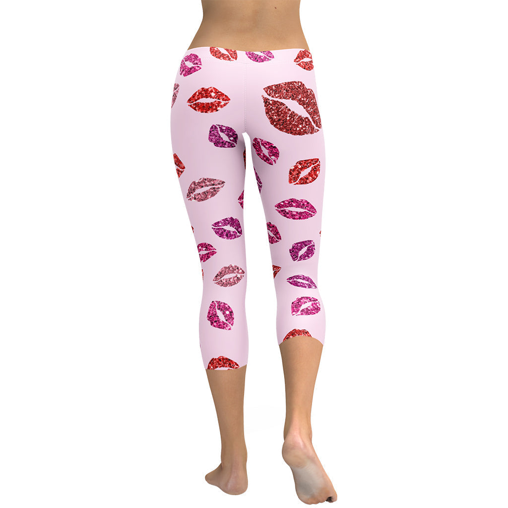 Glitter Print Kisses Capris