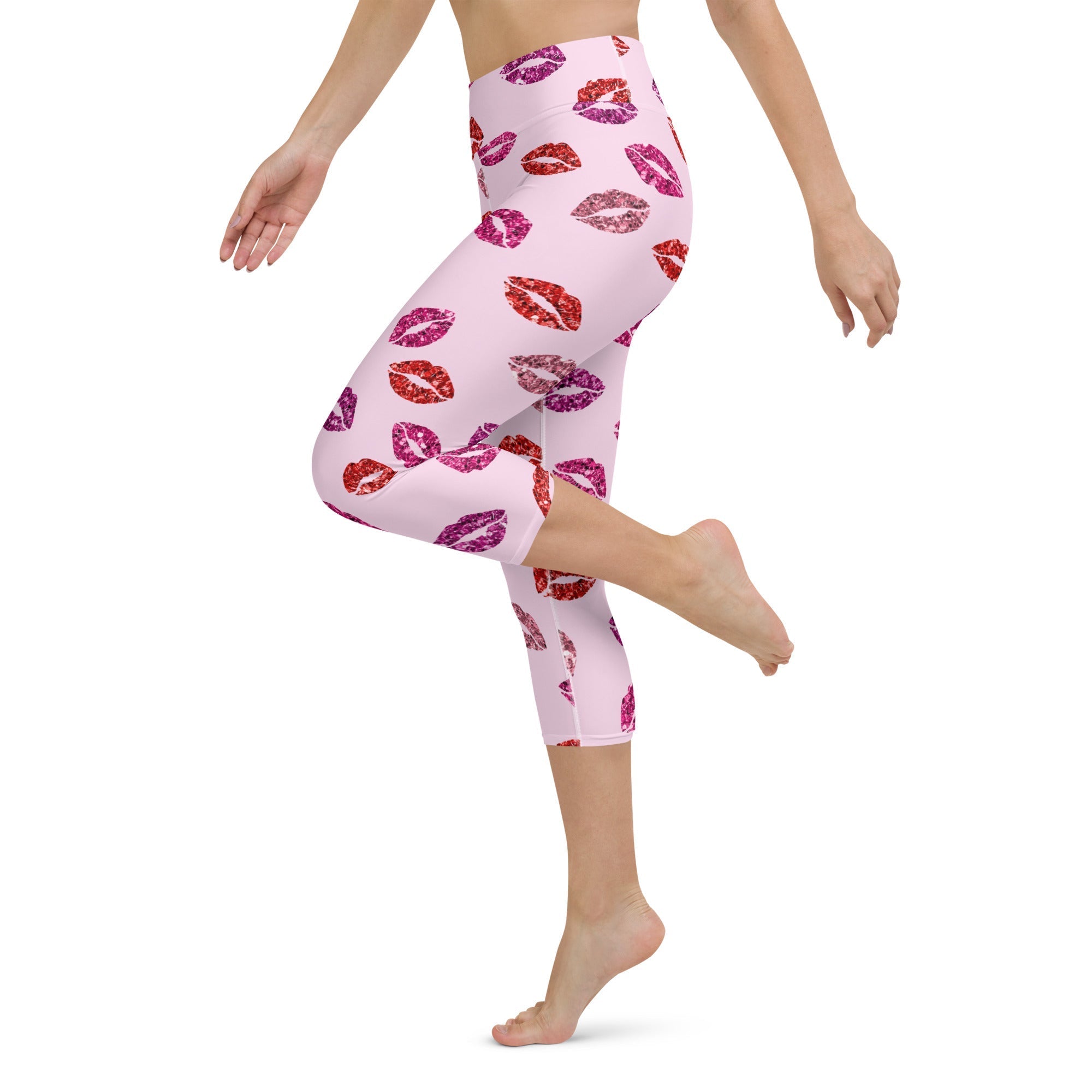 Glitter Print Kisses Yoga Capris