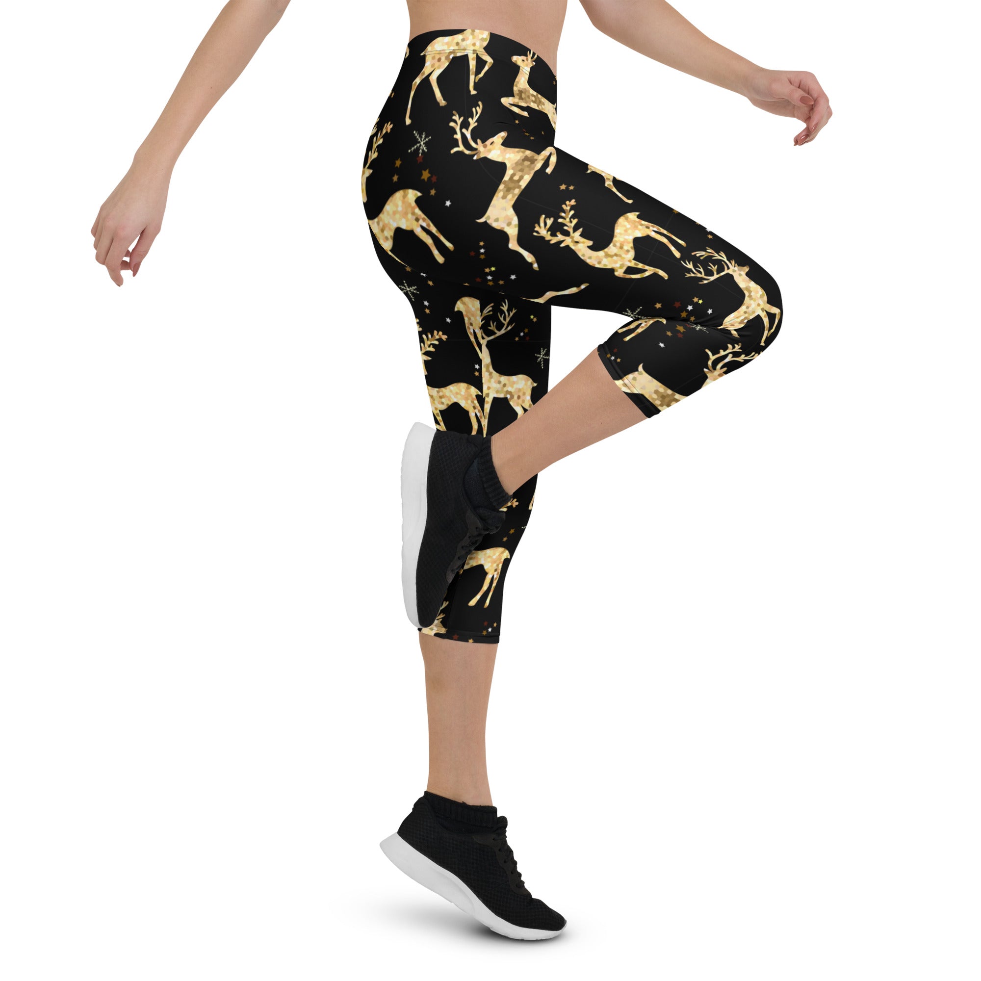 Golden Reindeers Print Capris