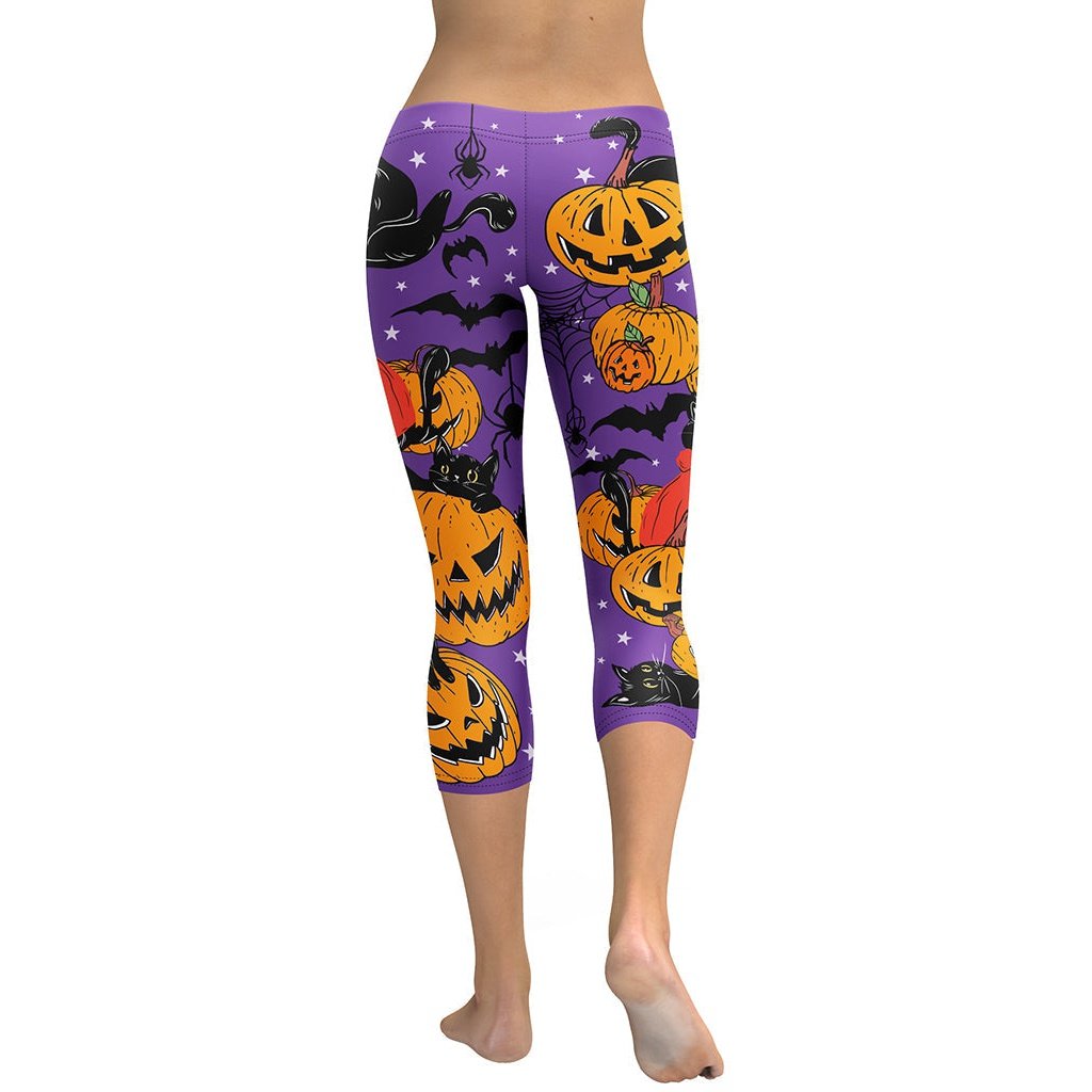 Kitty Loves Halloween Capris