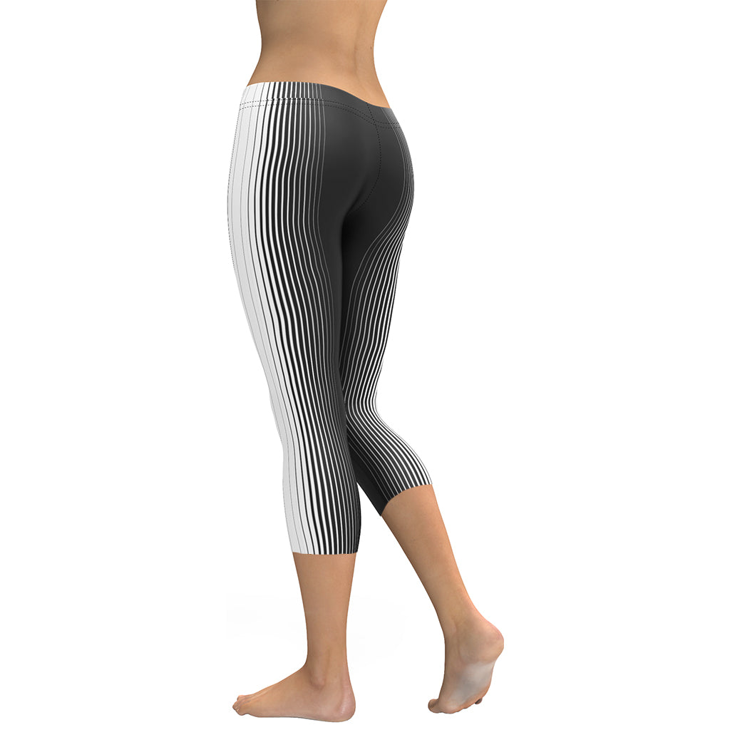 Optical Illusion Vertical Lines Capris