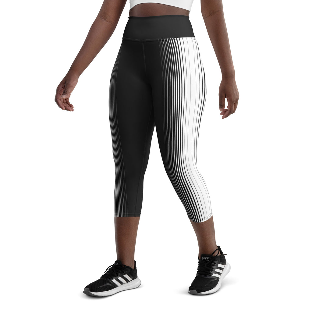 Optical Illusion Vertical Lines Yoga Capris