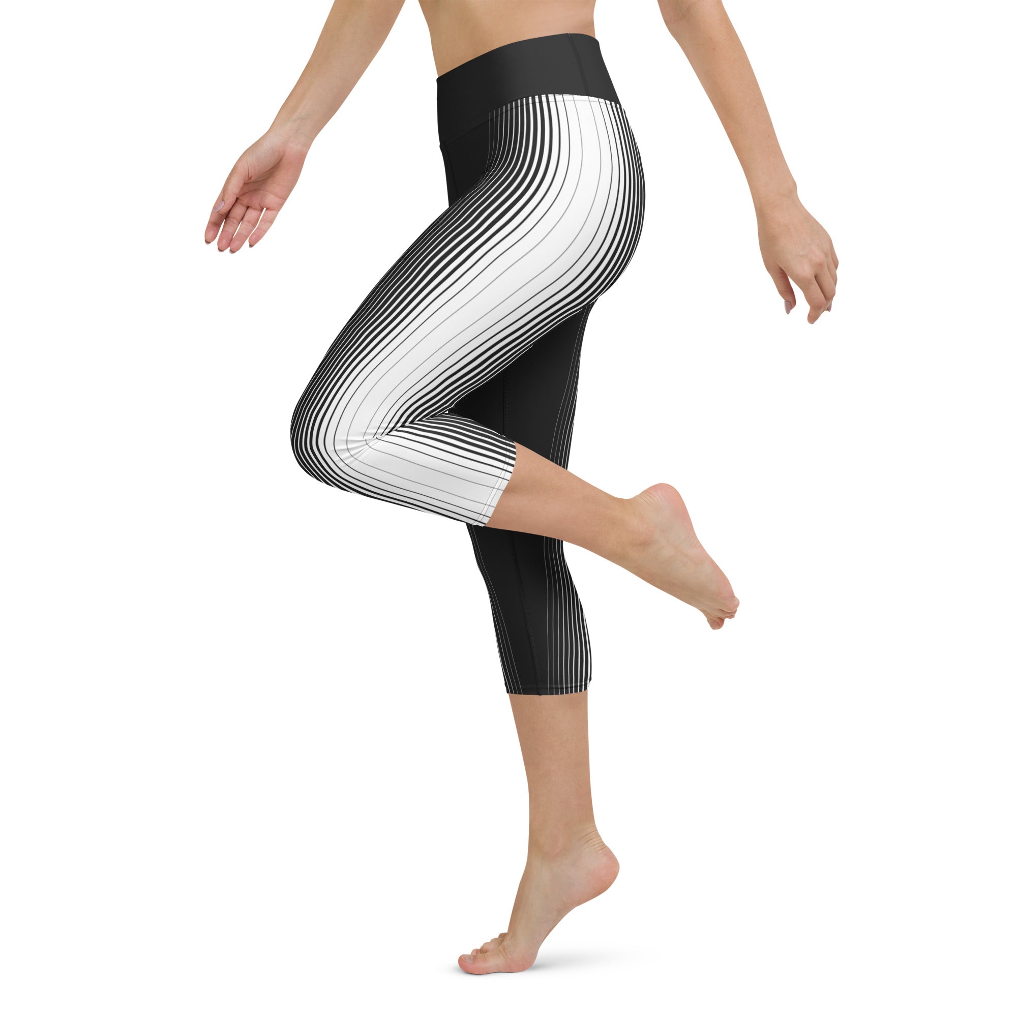 Optical Illusion Vertical Lines Yoga Capris