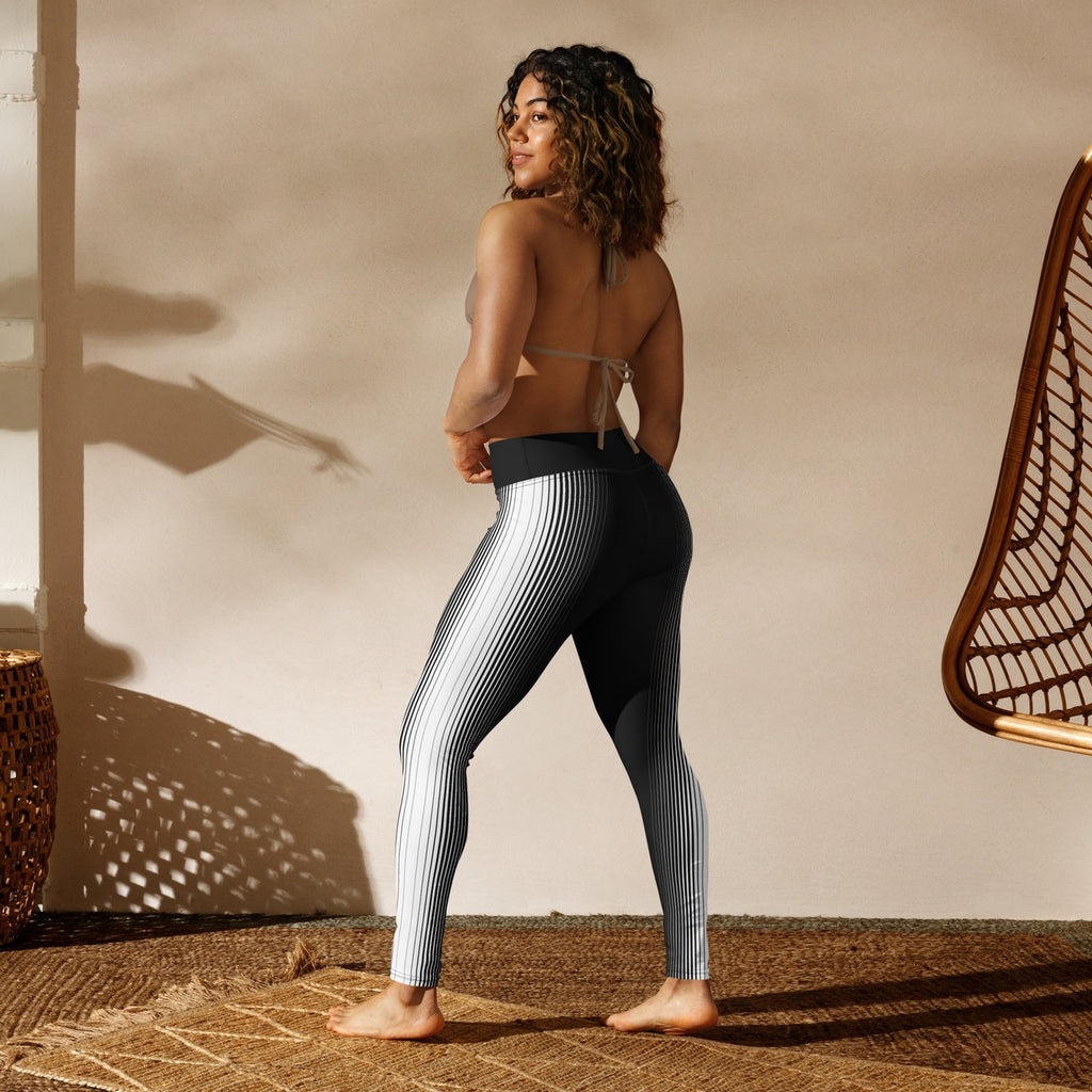 Optical Illusion Vertical Lines Yoga Leggings