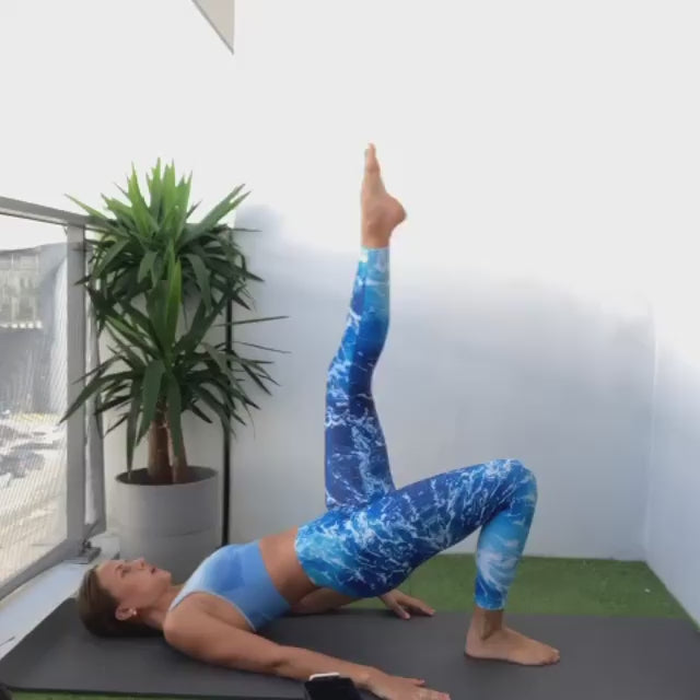 Lovely Ocean Leggings video