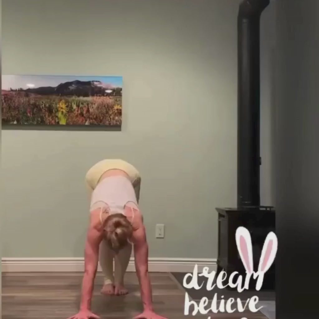 Bunny But* Easter Yoga Leggings