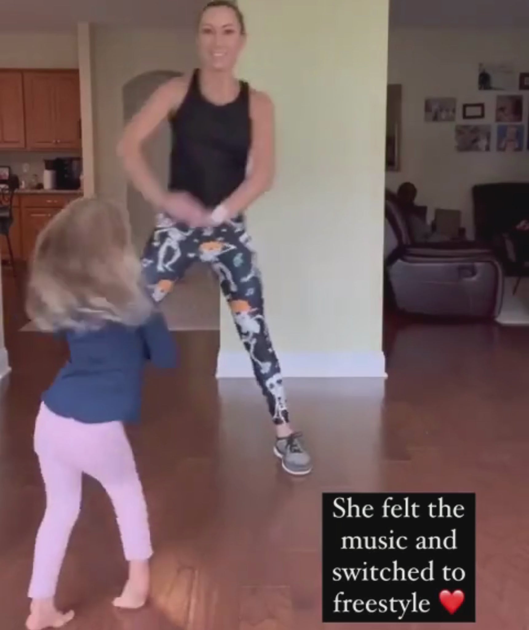 Dancing Skeletons Leggings