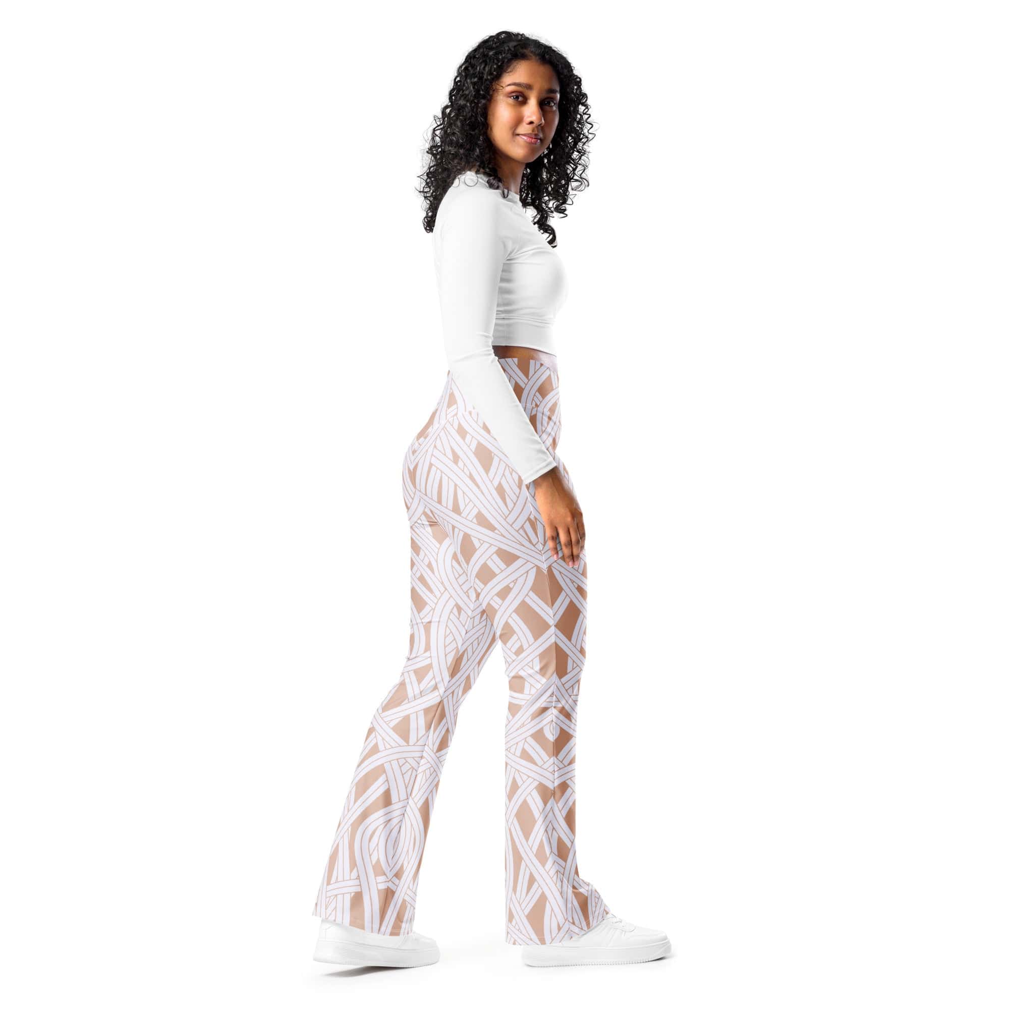 Ribbon Maze Flare Leggings
