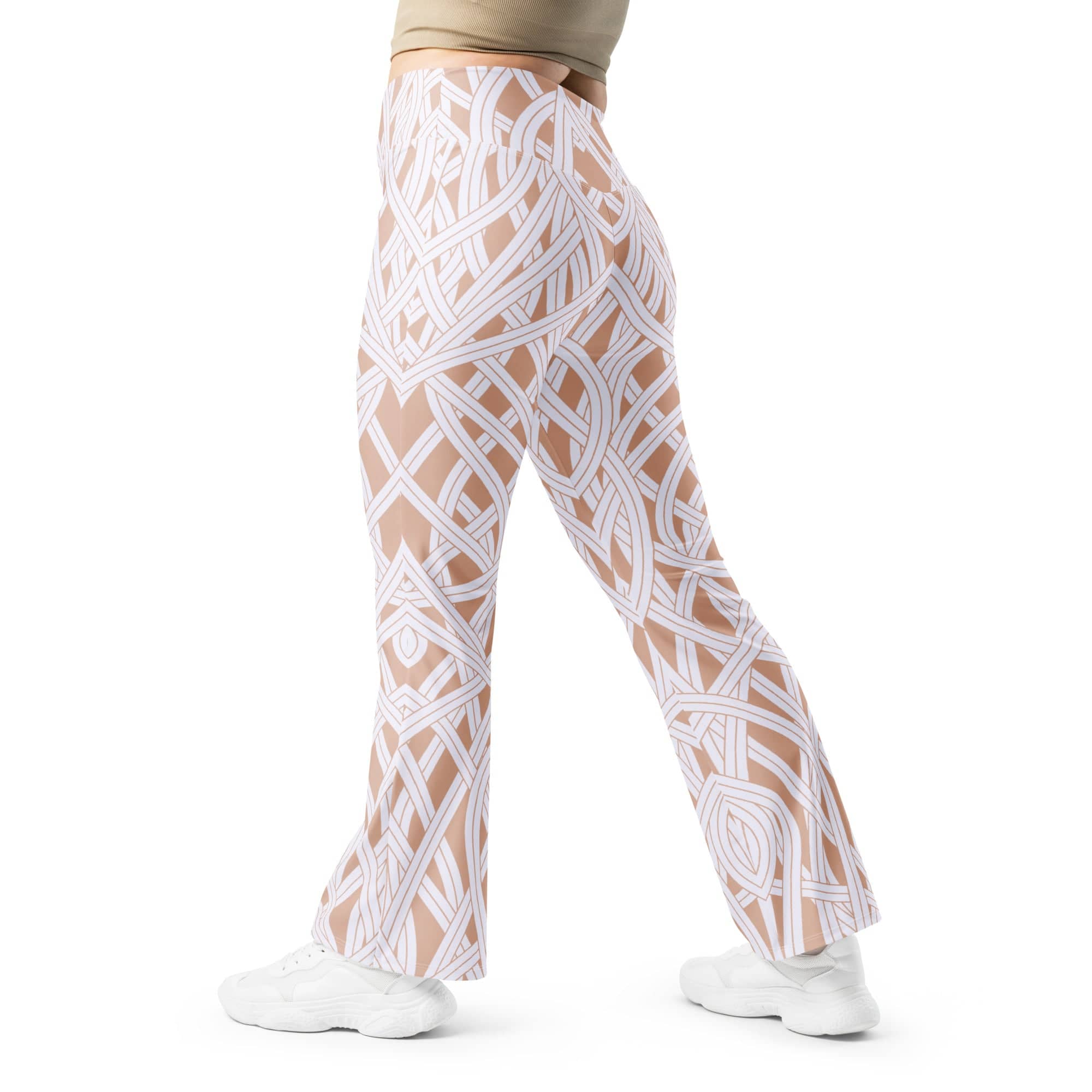 Ribbon Maze Flare Leggings