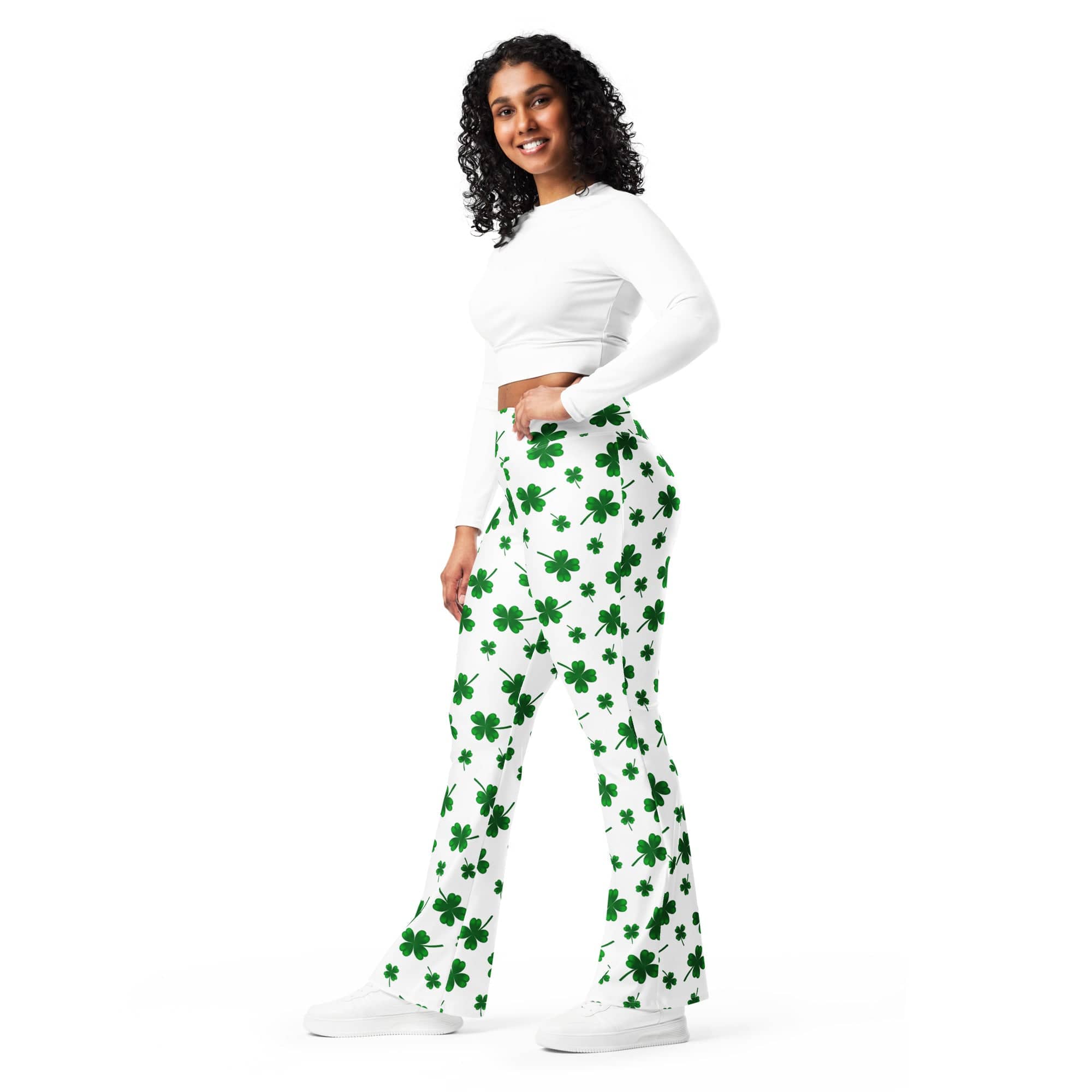 St. Patricks Day Shamrock Flare Leggings