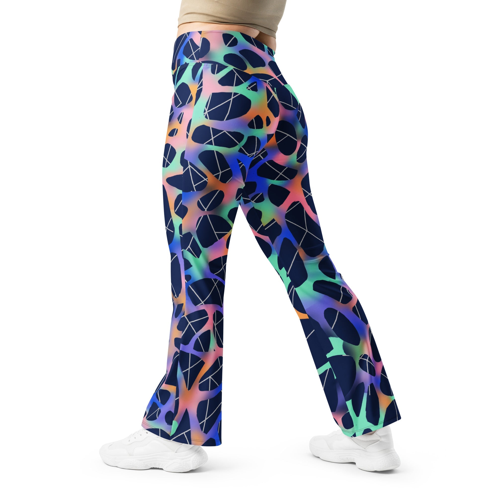 Stellar Web Flare Leggings