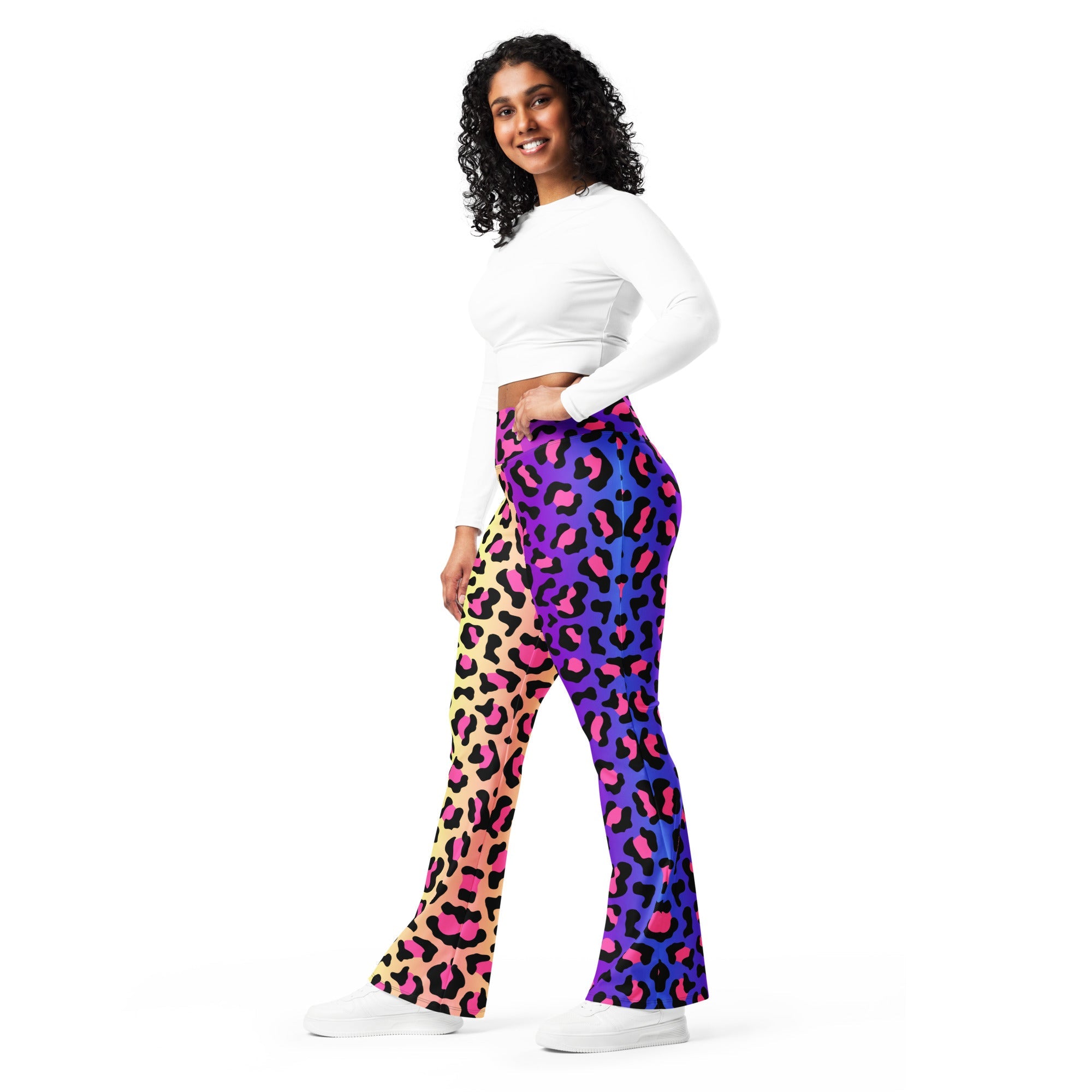 Vibrant Leopard Print Flare Leggings