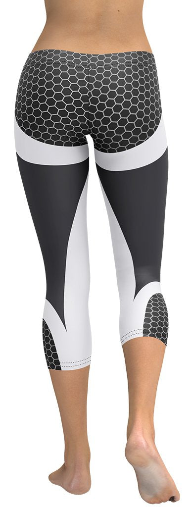 Beehive Geometric Capris Onyx Black