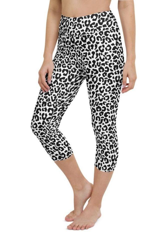 Black & White Leopard Yoga Capris