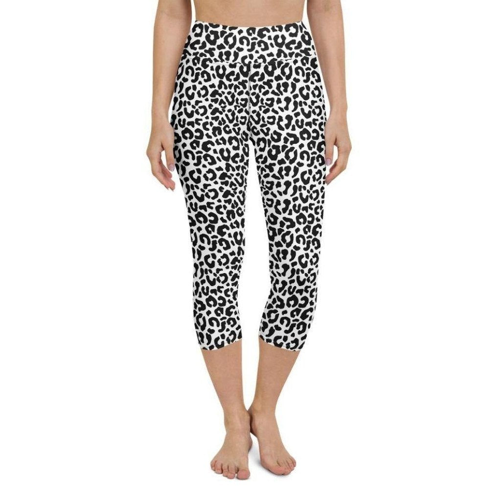 Black & White Leopard Yoga Capris