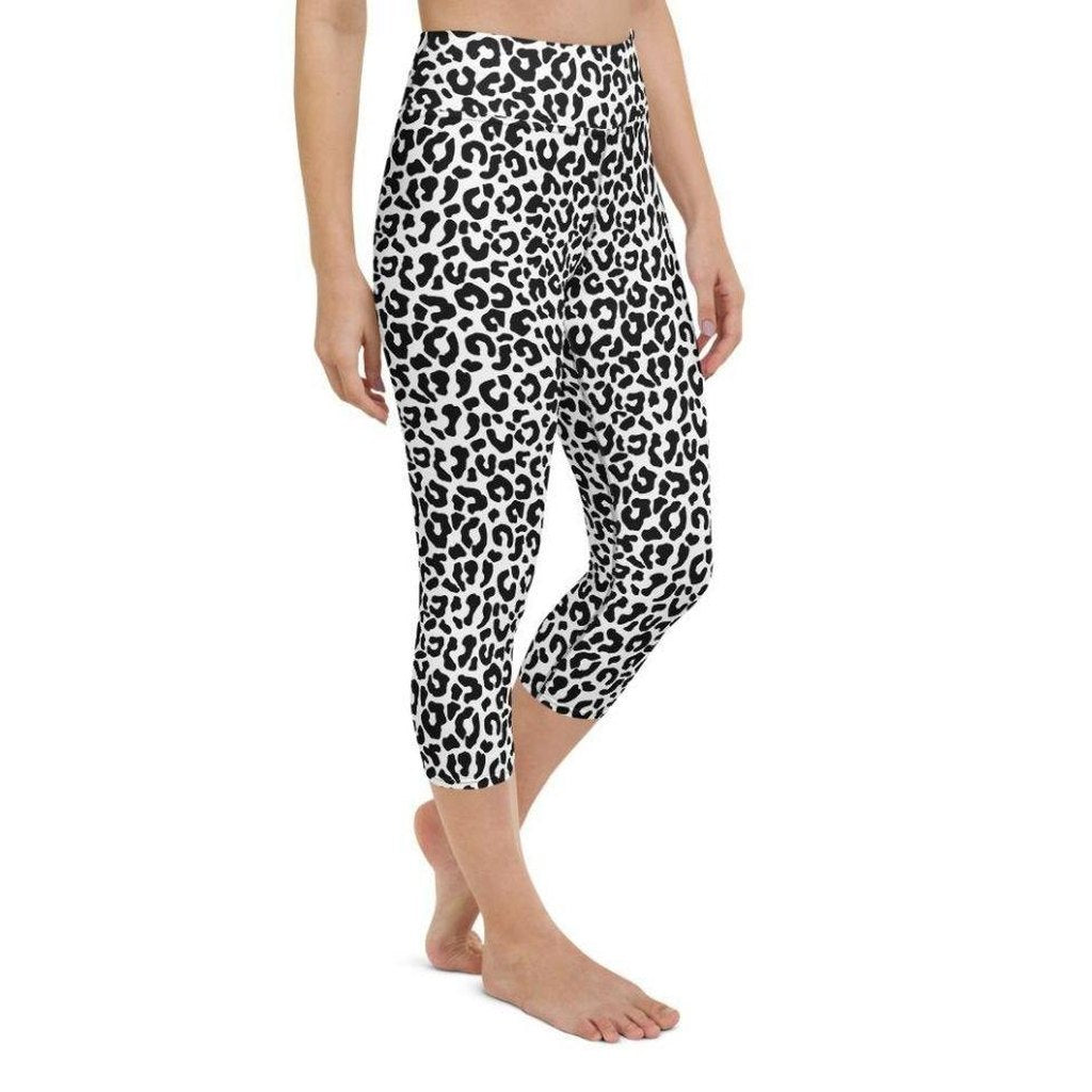 Black & White Leopard Yoga Capris
