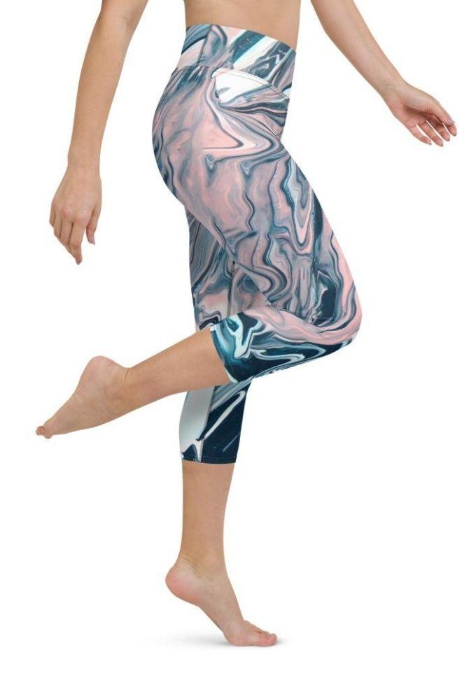 Dreamy Marble Yoga Capris