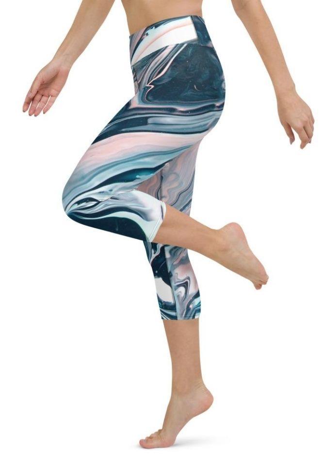 Dreamy Marble Yoga Capris
