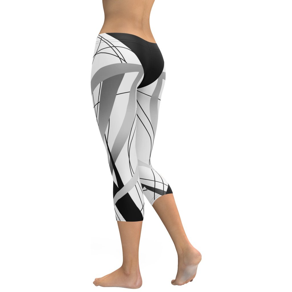 Geometric Lines Capris