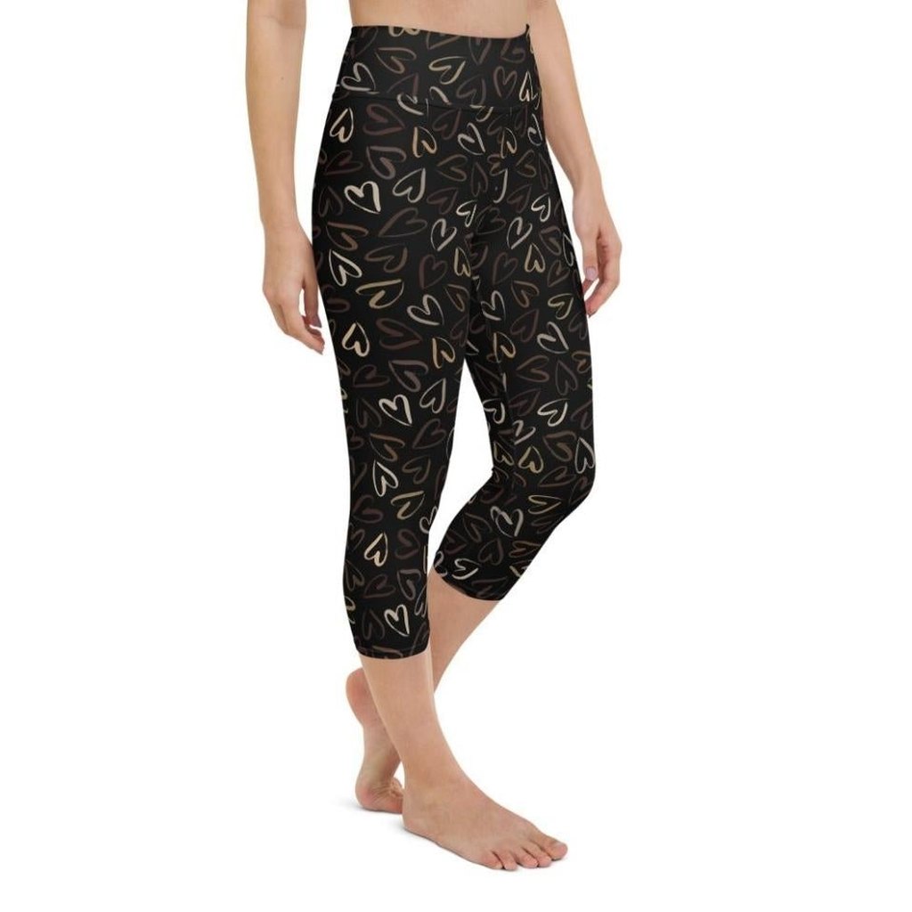 Golden Heart Print Yoga Capris
